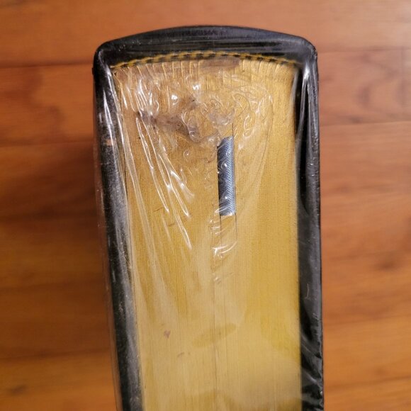 Herman Melville Moby Dick Or The‎ Whale Collectors Edition NEW Hardcover - Picture 2 of 5